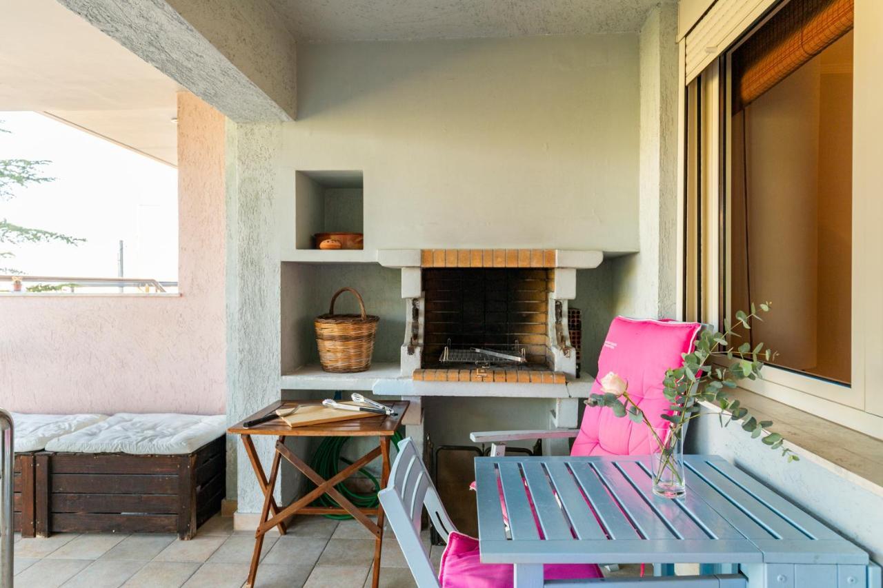Apartamento Something Different In Chalkida Karababás Exterior foto